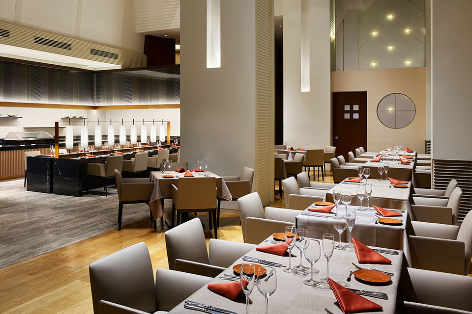 「ラ プルーズ東京」特別ディナー